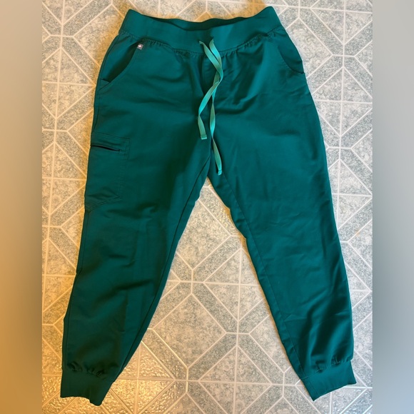 Figs joggers - hunter green - Picture 1 of 3
